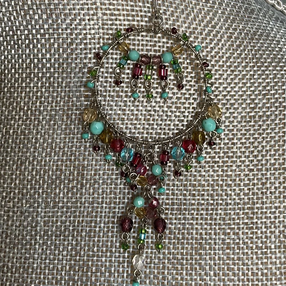 Turquoise and other stone beaded earrings. - Picture 2 of 2